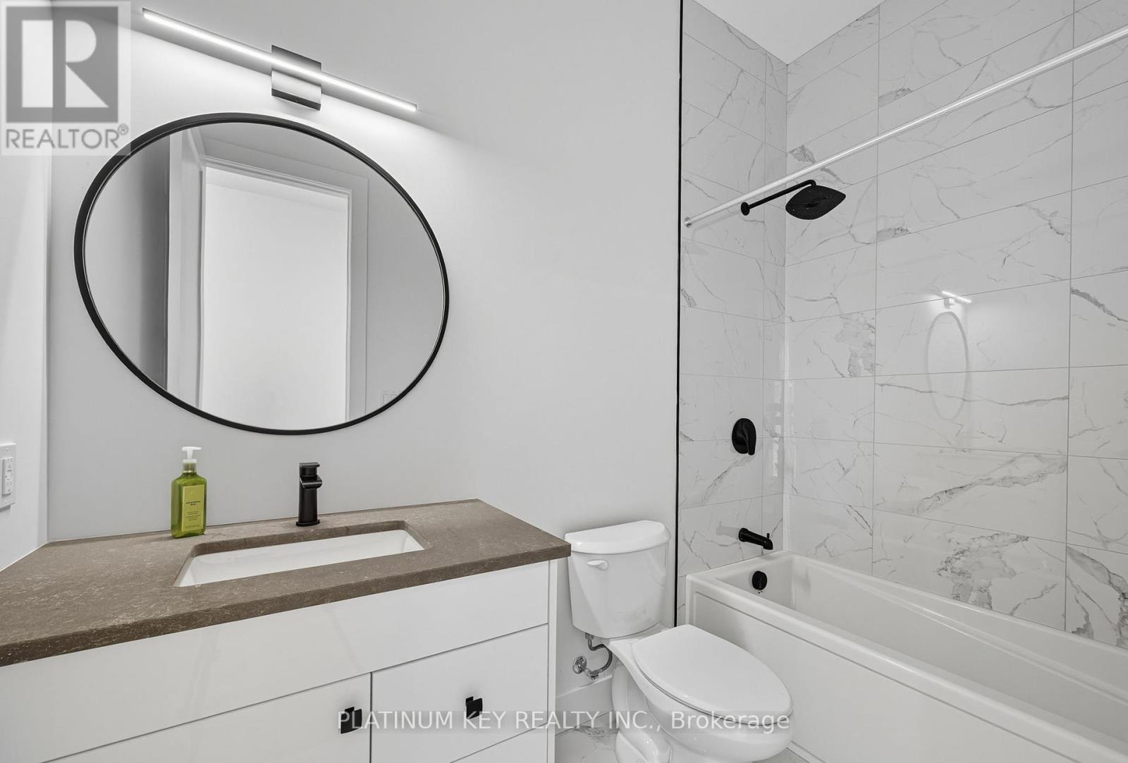 32 Briscoe Crescent, Strathroy-Caradoc, Ontario  N7G 4E2 - Photo 11 - X12412600