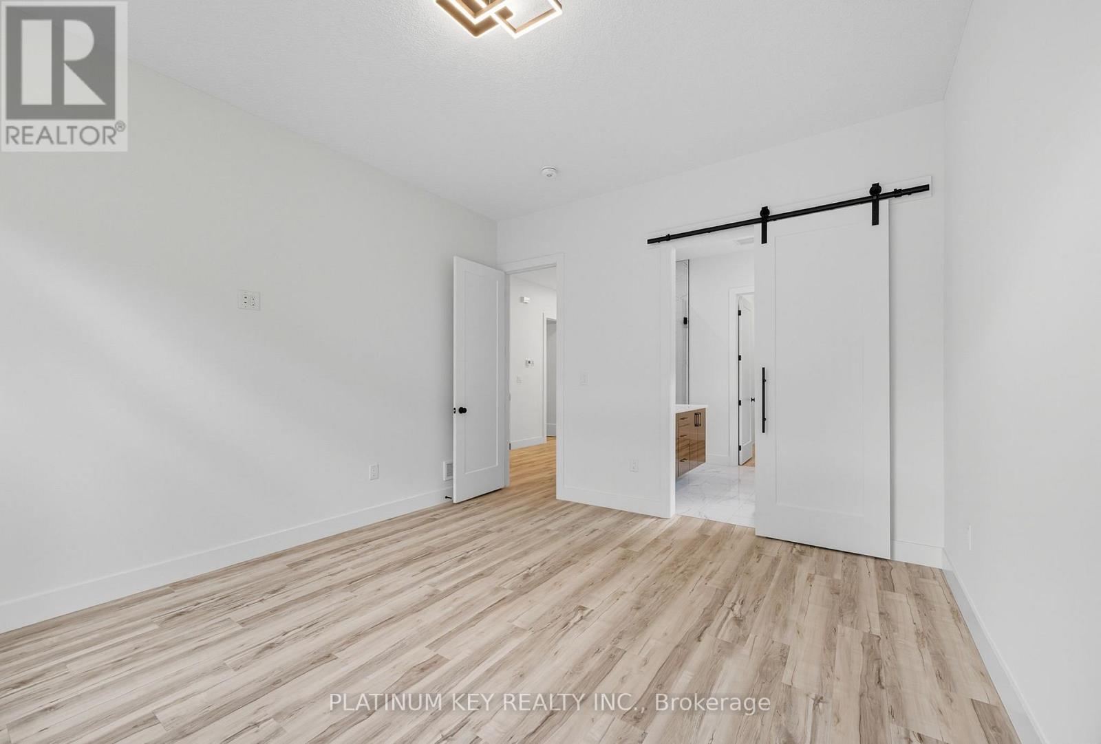 32 Briscoe Crescent, Strathroy-Caradoc, Ontario  N7G 4E2 - Photo 25 - X12412600