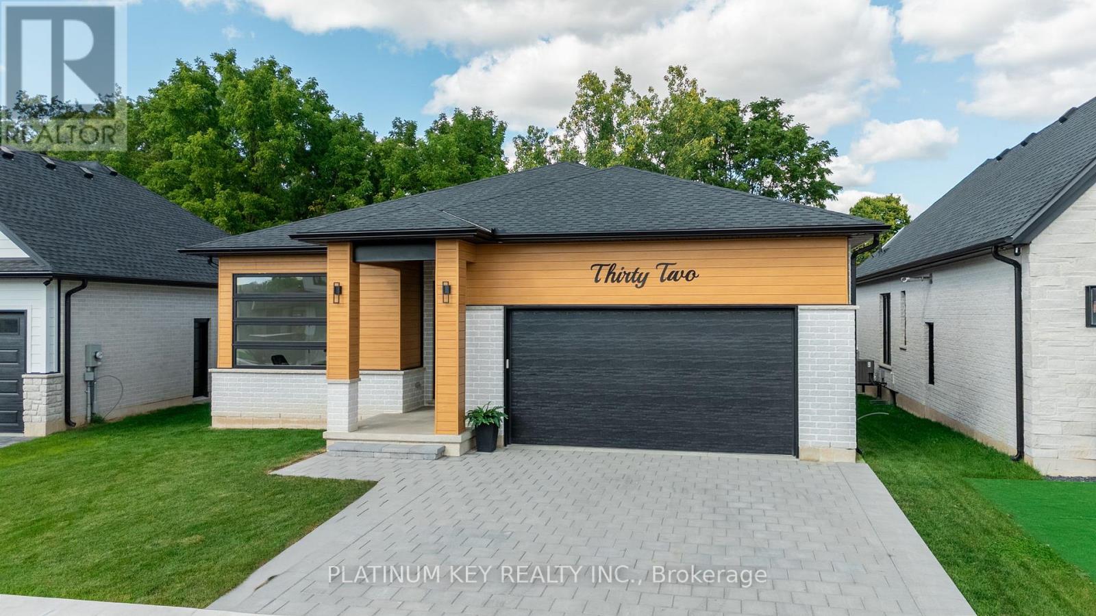 32 Briscoe Crescent, Strathroy-Caradoc, Ontario  N7G 4E2 - Photo 47 - X12412600