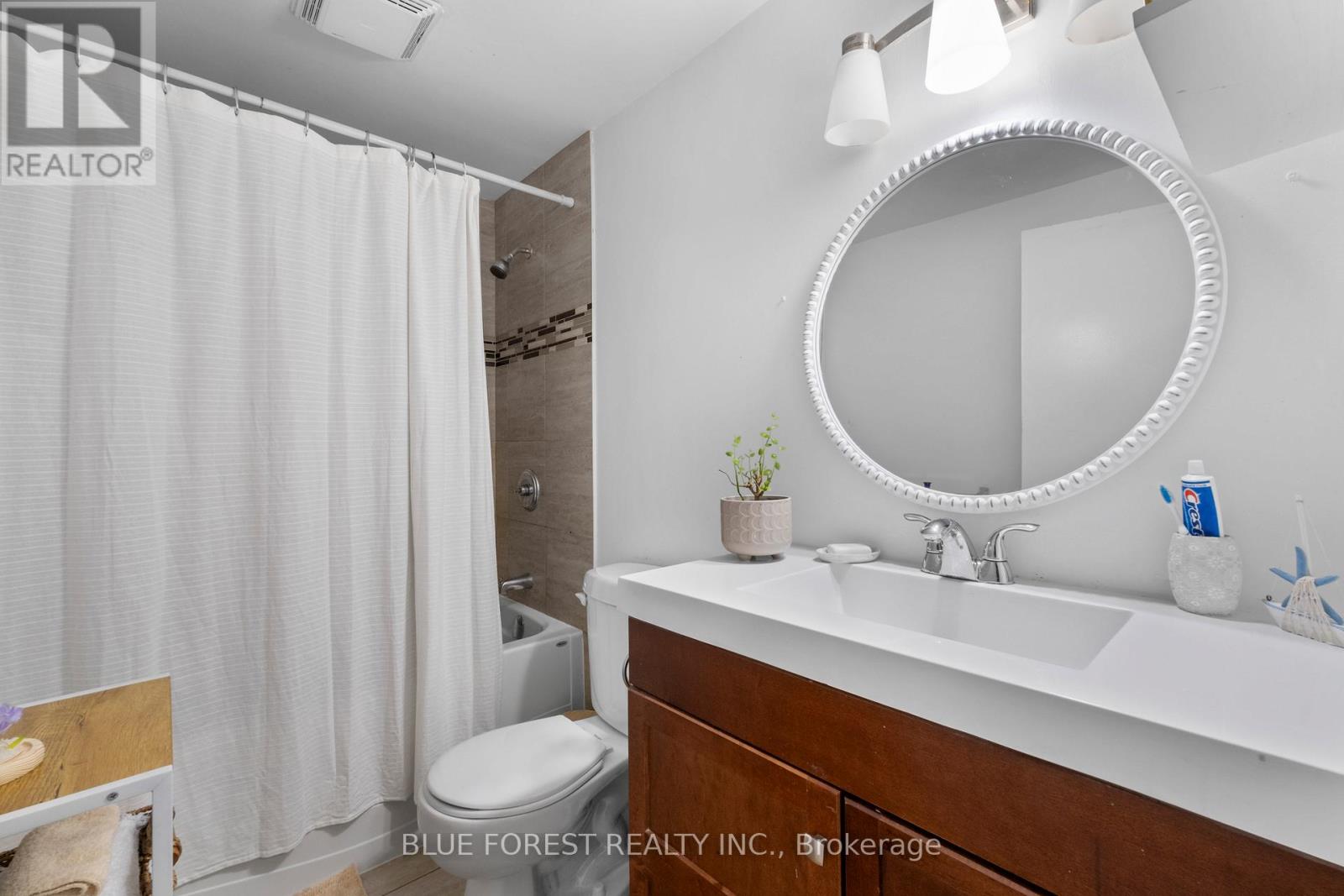 18 - 166 Southdale Road W, London South, Ontario  N6J 2J1 - Photo 19 - X12412646
