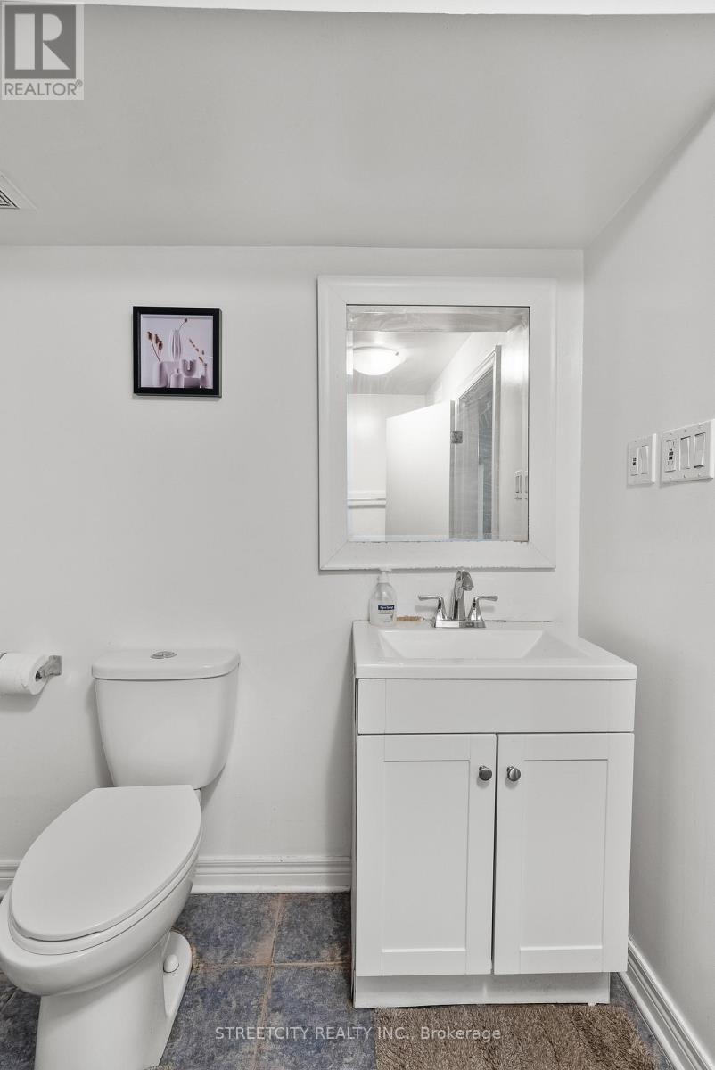 537 Clarke Road, London East, Ontario  N5V 2E1 - Photo 15 - X12412653