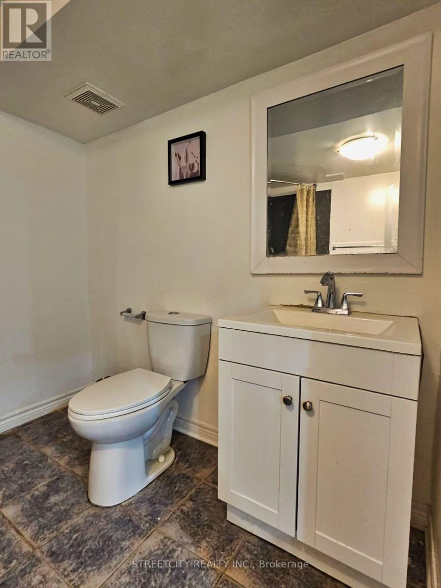 537 Clarke Road, London East, Ontario  N5V 2E1 - Photo 18 - X12412653