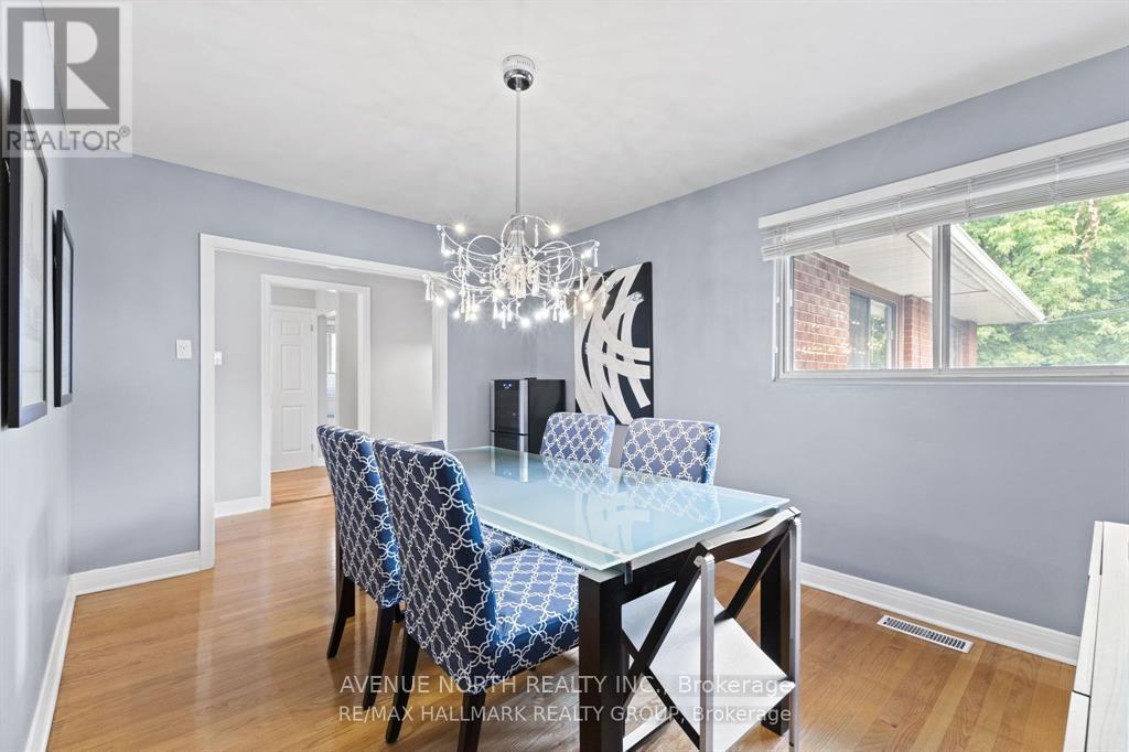 1215 Willowdale Avenue, Ottawa, Ontario  K1H 7S5 - Photo 4 - X12412624