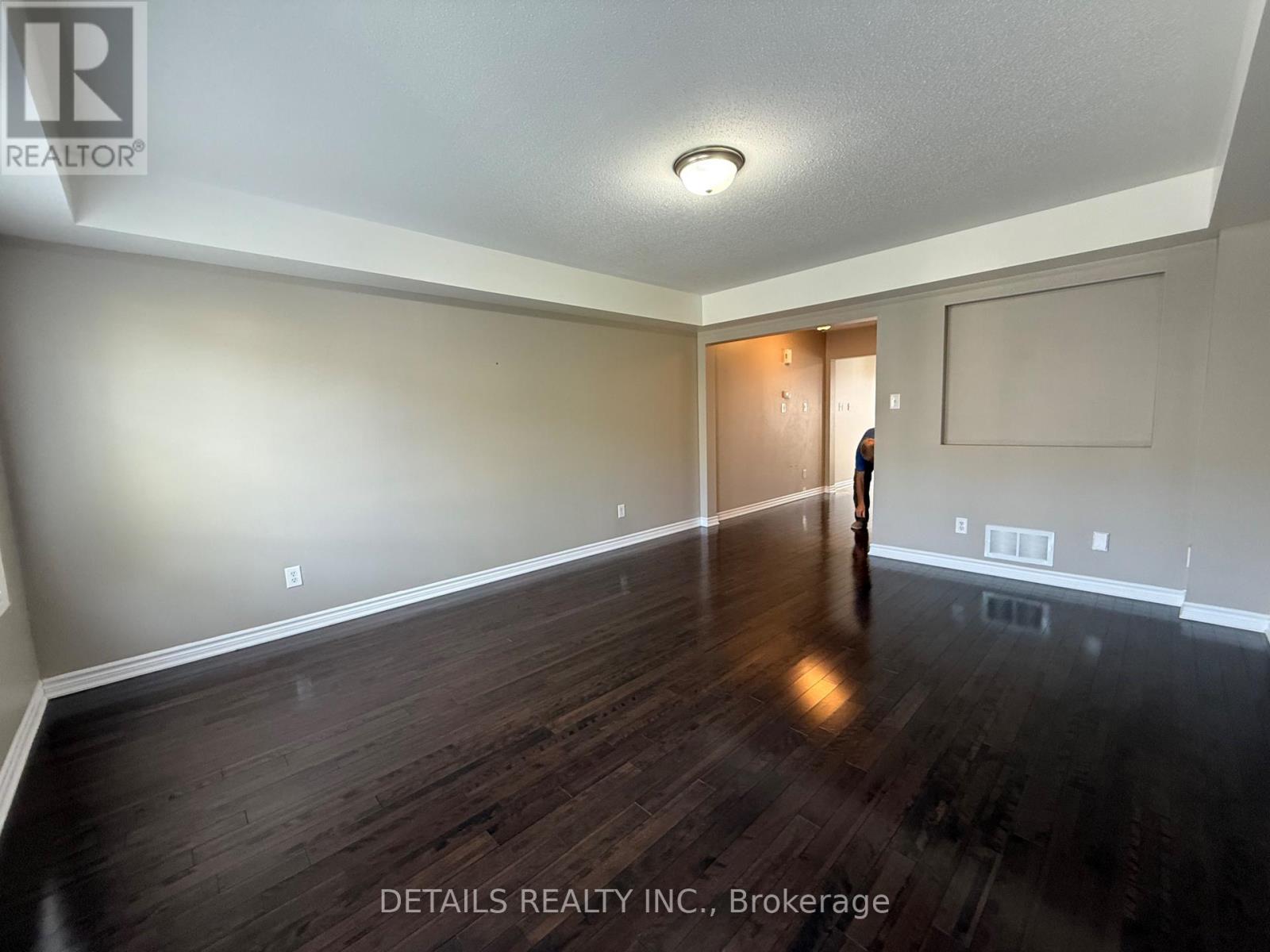 2065 Madrid Avenue, Ottawa, Ontario  K2J 0K4 - Photo 13 - X12412629