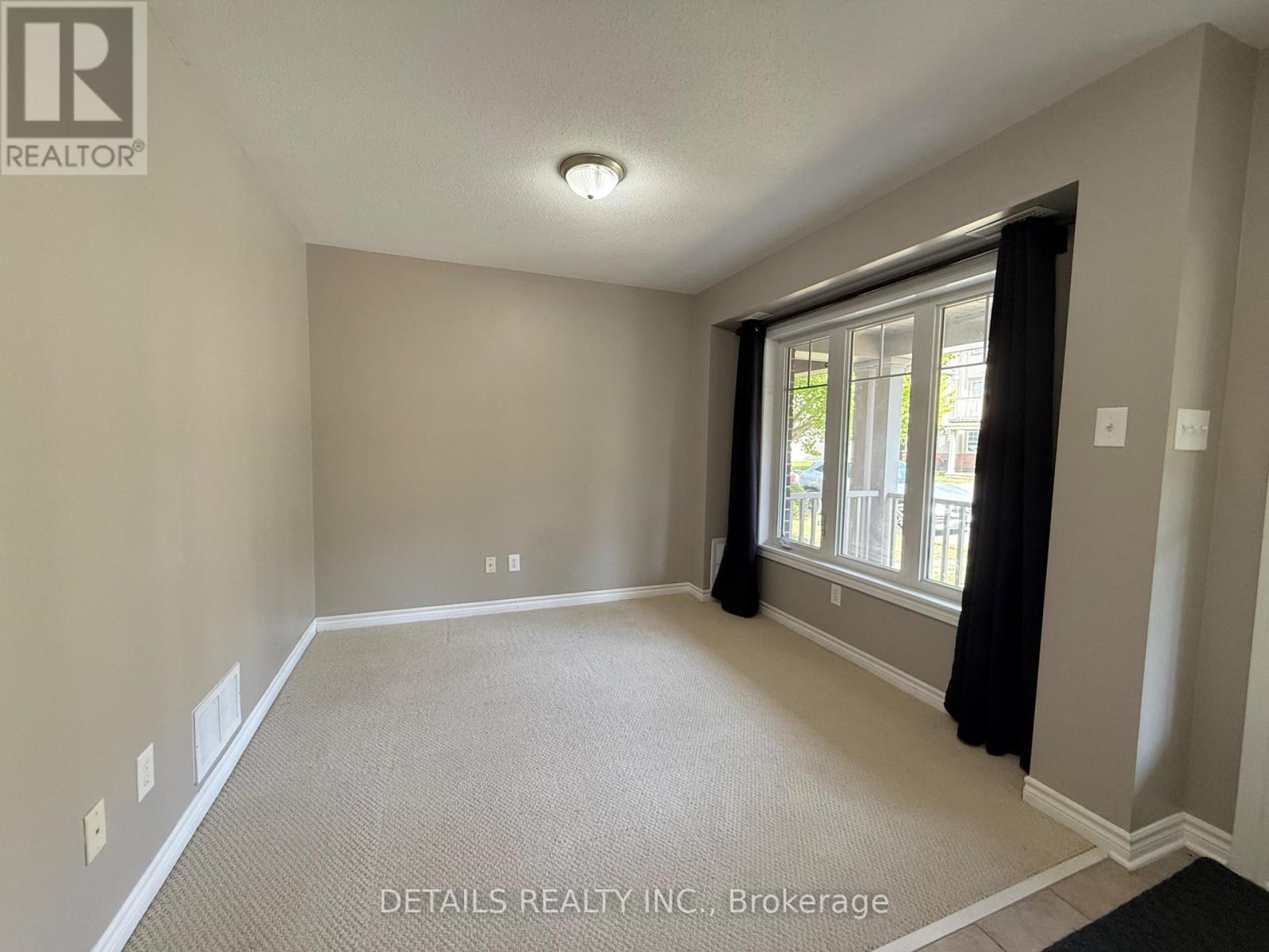 2065 Madrid Avenue, Ottawa, Ontario  K2J 0K4 - Photo 4 - X12412629