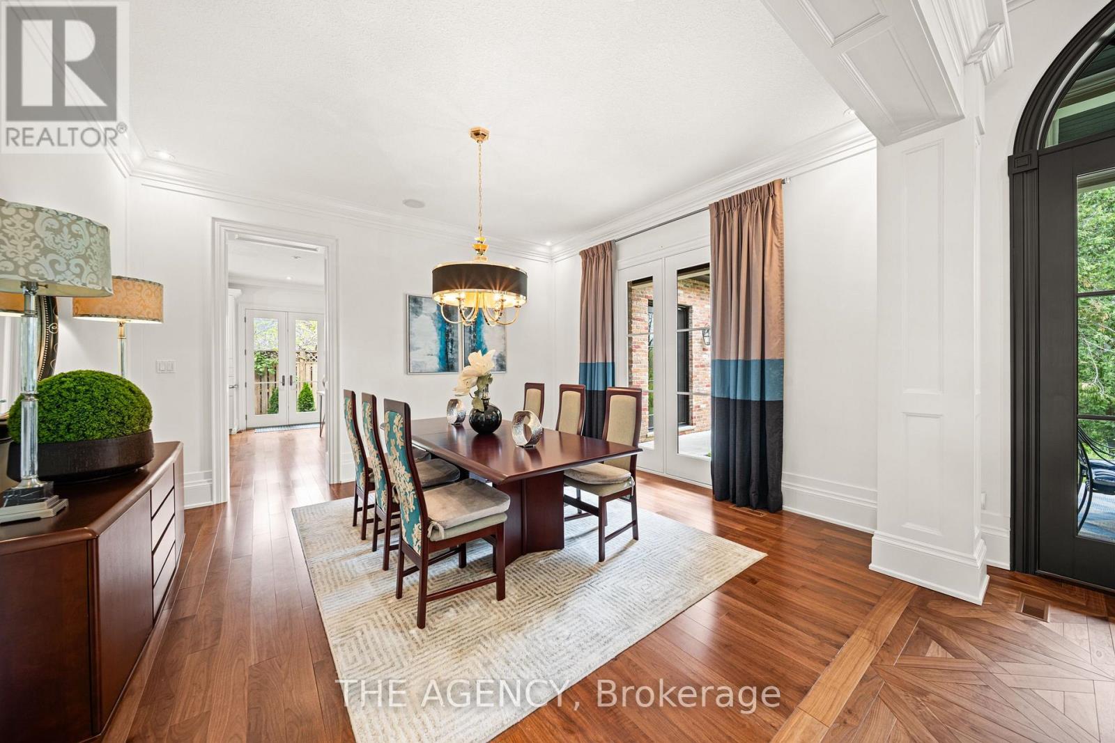 1577 Gloucester Road, London North, Ontario  N6G 2S5 - Photo 8 - X12250707