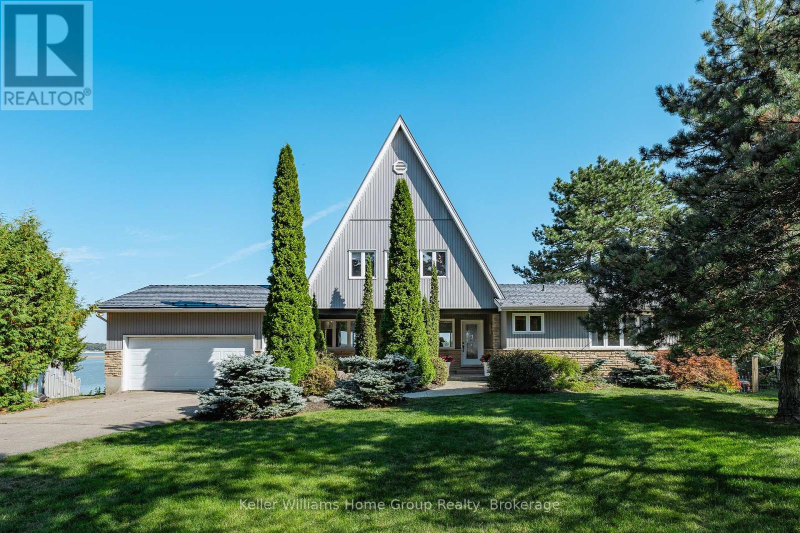 137 Rennie Boulevard, Centre Wellington, Ontario  N1M 2W4 - Photo 1 - X12412569