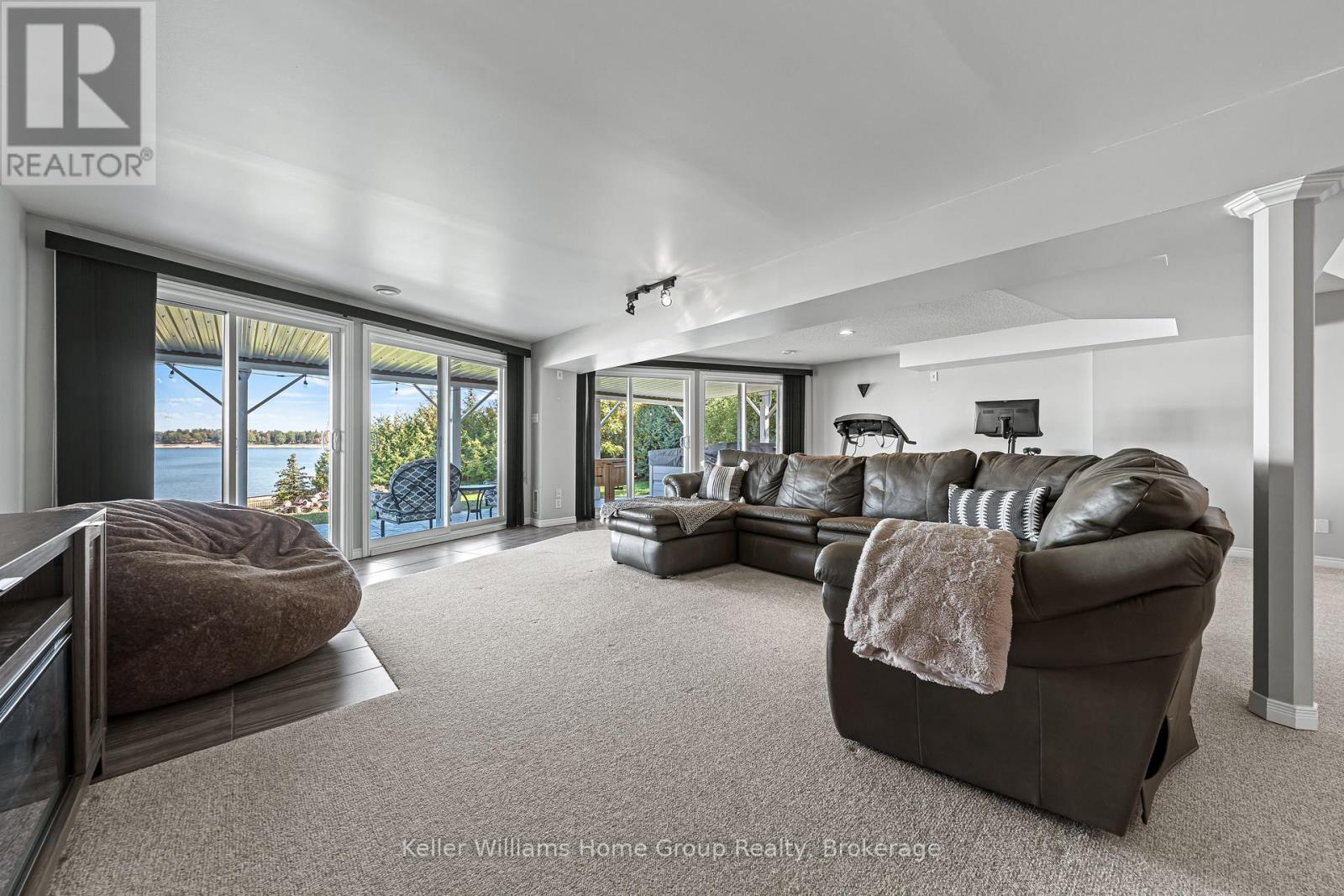 137 Rennie Boulevard, Centre Wellington, Ontario  N1M 2W4 - Photo 30 - X12412569