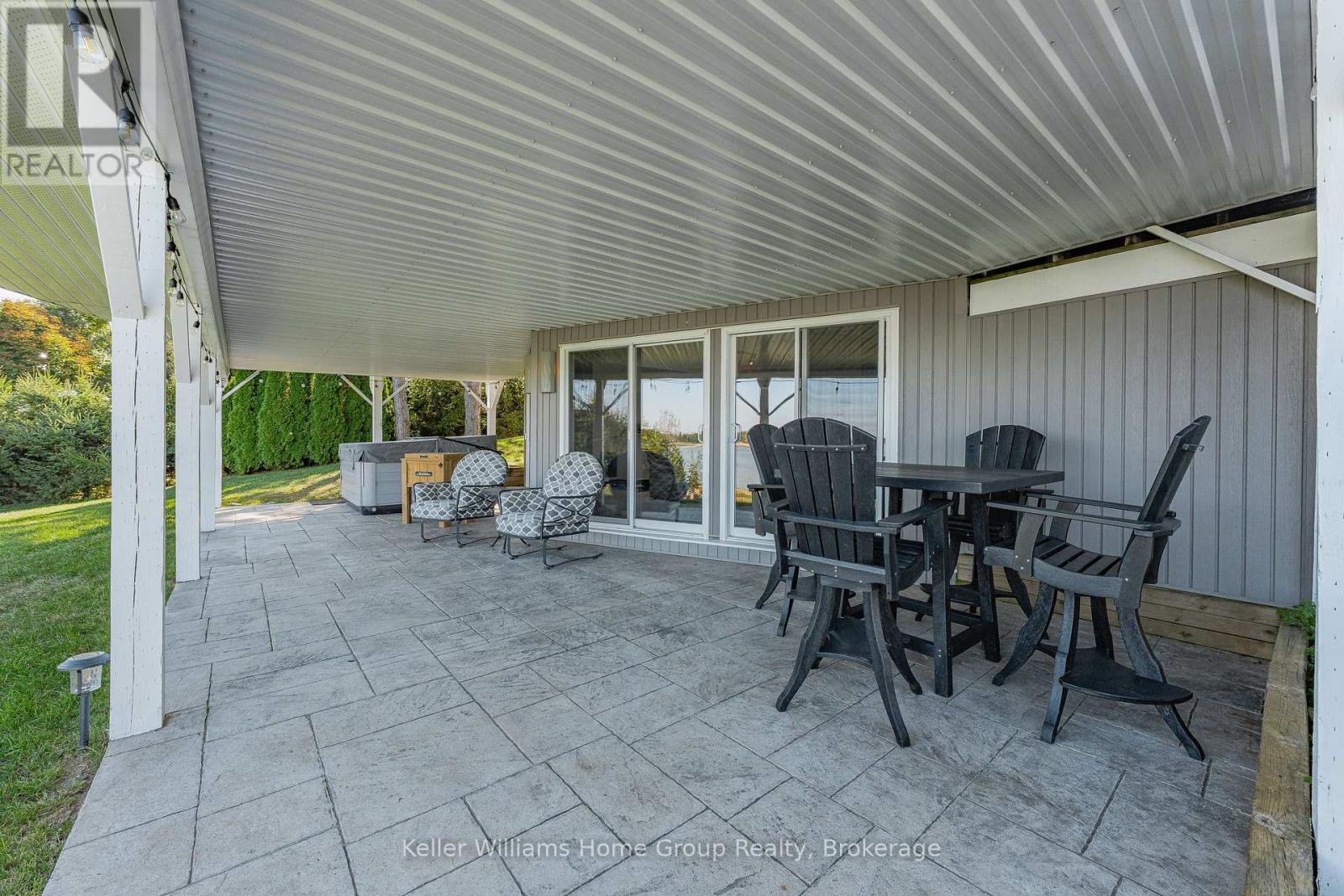 137 Rennie Boulevard, Centre Wellington, Ontario  N1M 2W4 - Photo 36 - X12412569
