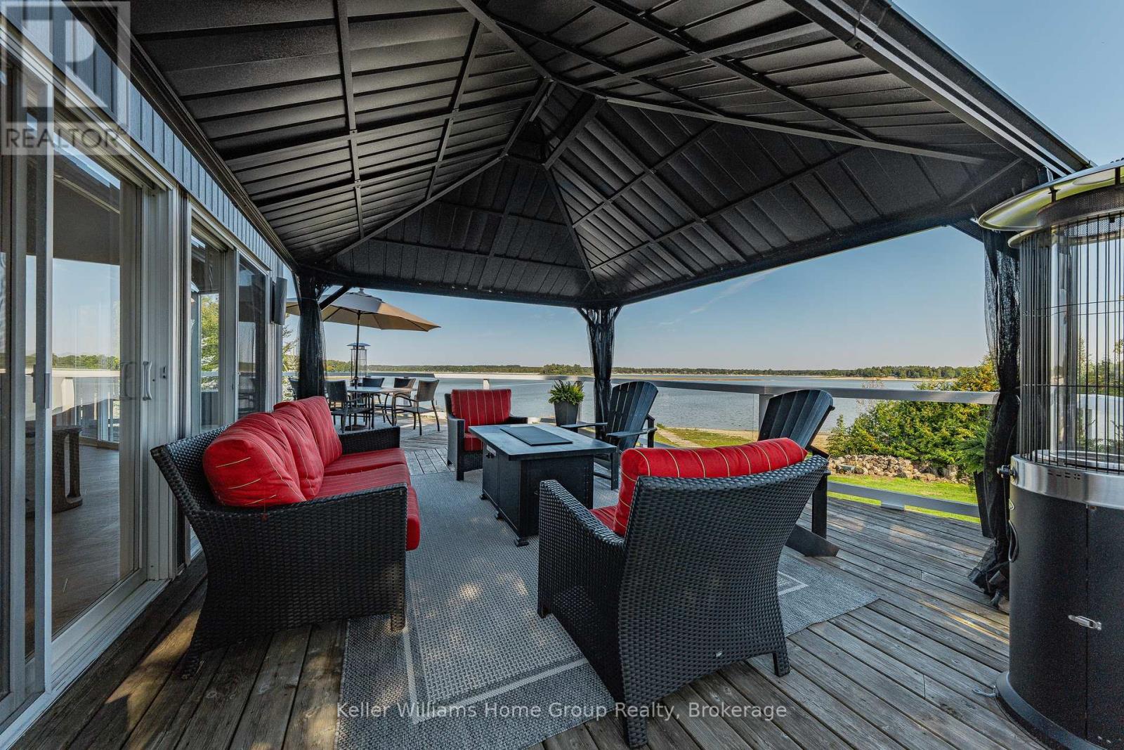 137 Rennie Boulevard, Centre Wellington, Ontario  N1M 2W4 - Photo 38 - X12412569