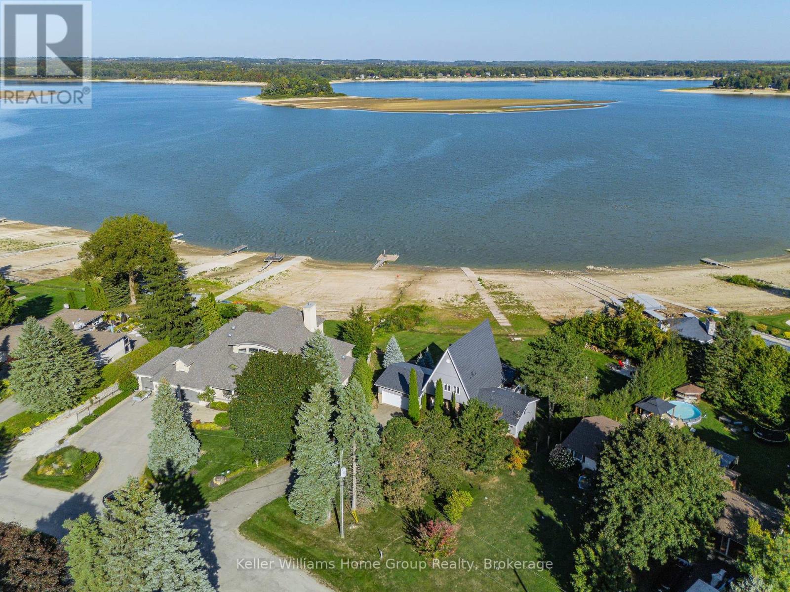 137 Rennie Boulevard, Centre Wellington, Ontario  N1M 2W4 - Photo 39 - X12412569