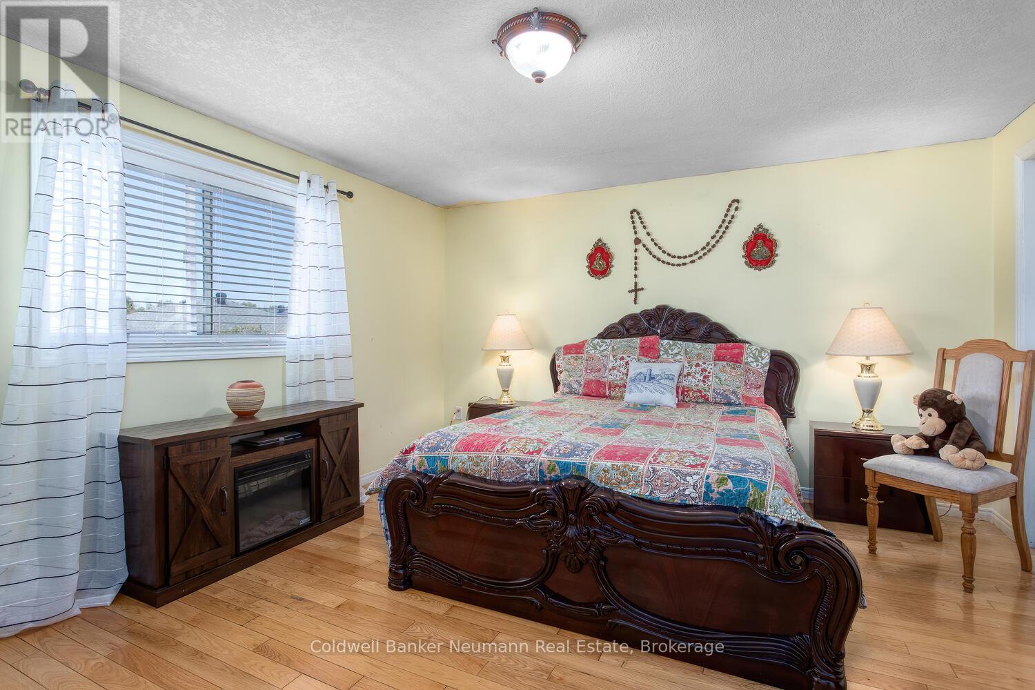31 Ryde Road, Guelph (Willow West/sugarbush/west Acres), Ontario  N1K 1V8 - Photo 27 - X12412580