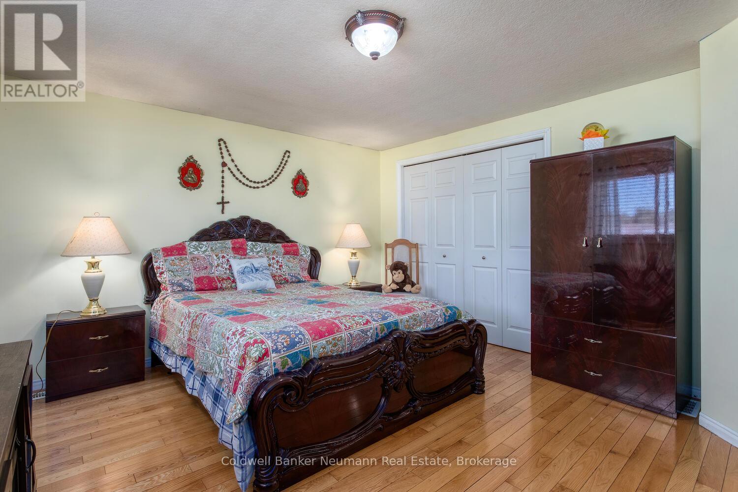 31 Ryde Road, Guelph (Willow West/sugarbush/west Acres), Ontario  N1K 1V8 - Photo 29 - X12412580
