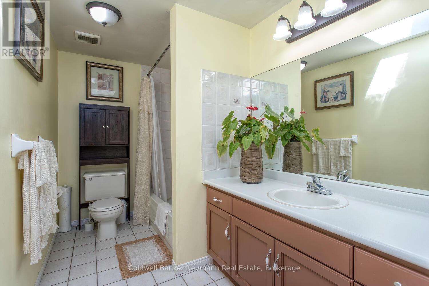31 Ryde Road, Guelph (Willow West/sugarbush/west Acres), Ontario  N1K 1V8 - Photo 37 - X12412580