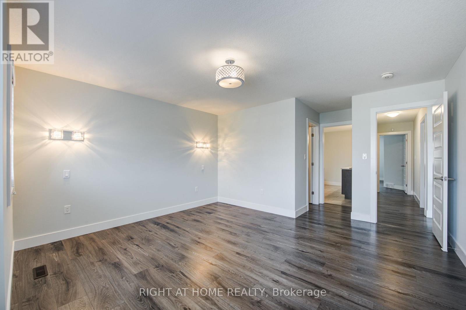2527 Holbrook Drive, London South, Ontario  N6M 0E8 - Photo 13 - X12412192