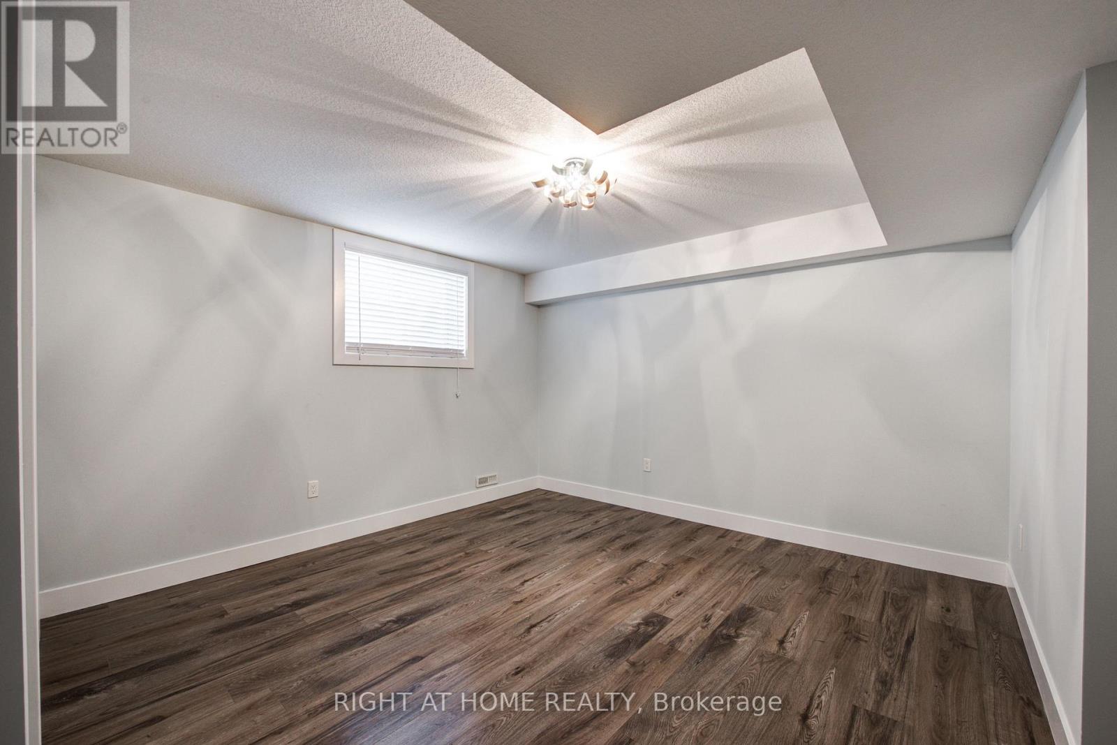 2527 Holbrook Drive, London South, Ontario  N6M 0E8 - Photo 24 - X12412192