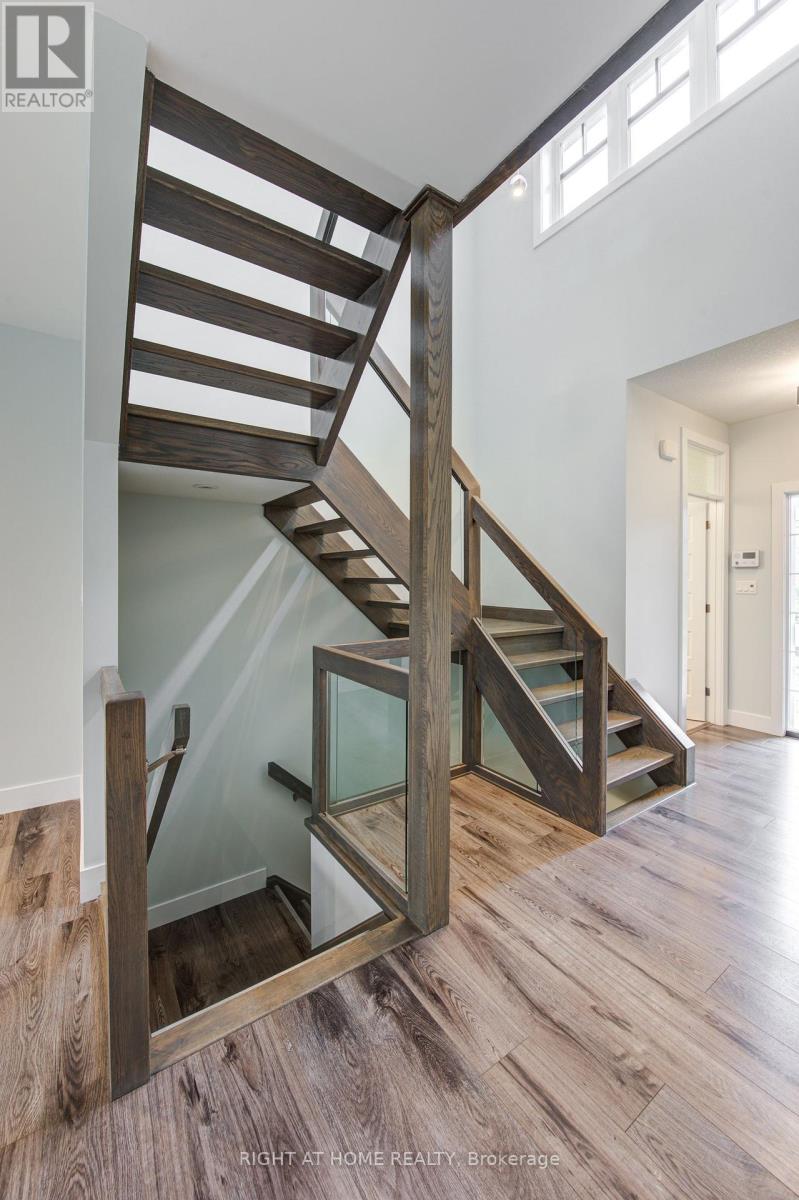 2527 Holbrook Drive, London South, Ontario  N6M 0E8 - Photo 3 - X12412192