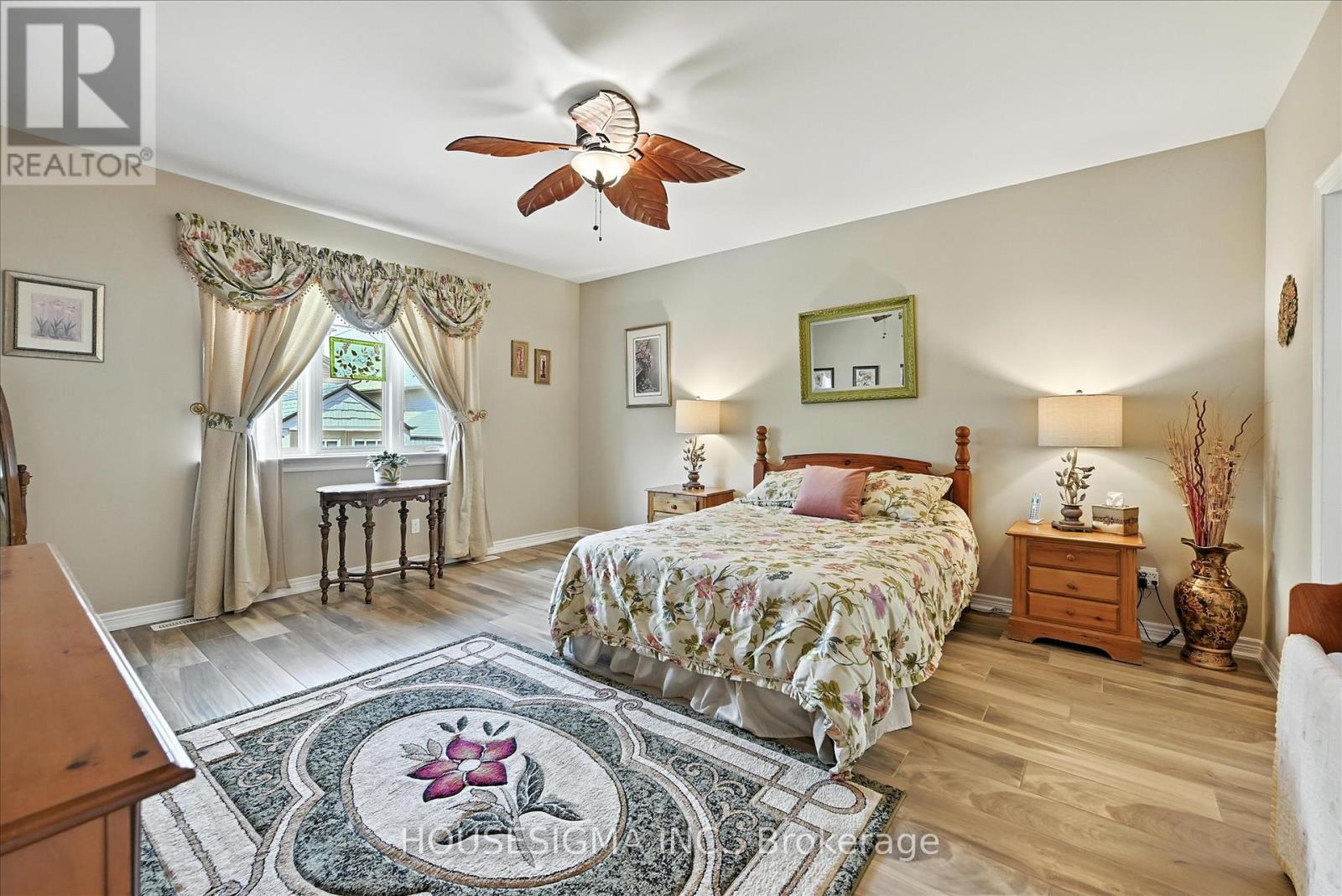 104 Anastasia Boulevard, West Lincoln, Ontario  L0R 2A0 - Photo 16 - X12412278