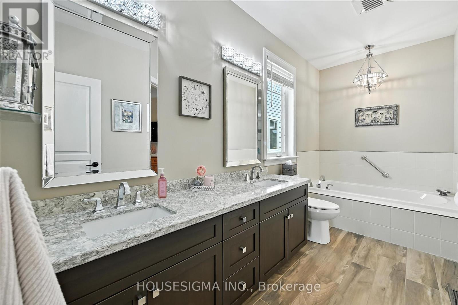 104 Anastasia Boulevard, West Lincoln, Ontario  L0R 2A0 - Photo 19 - X12412278