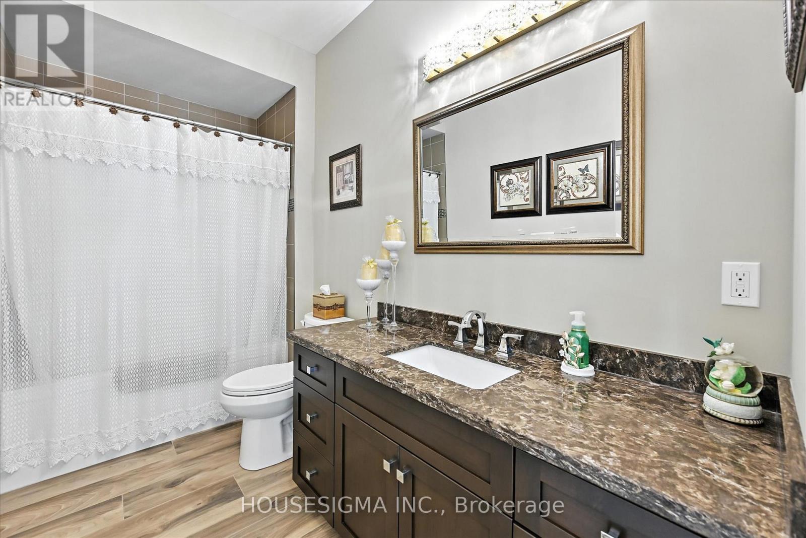 104 Anastasia Boulevard, West Lincoln, Ontario  L0R 2A0 - Photo 22 - X12412278