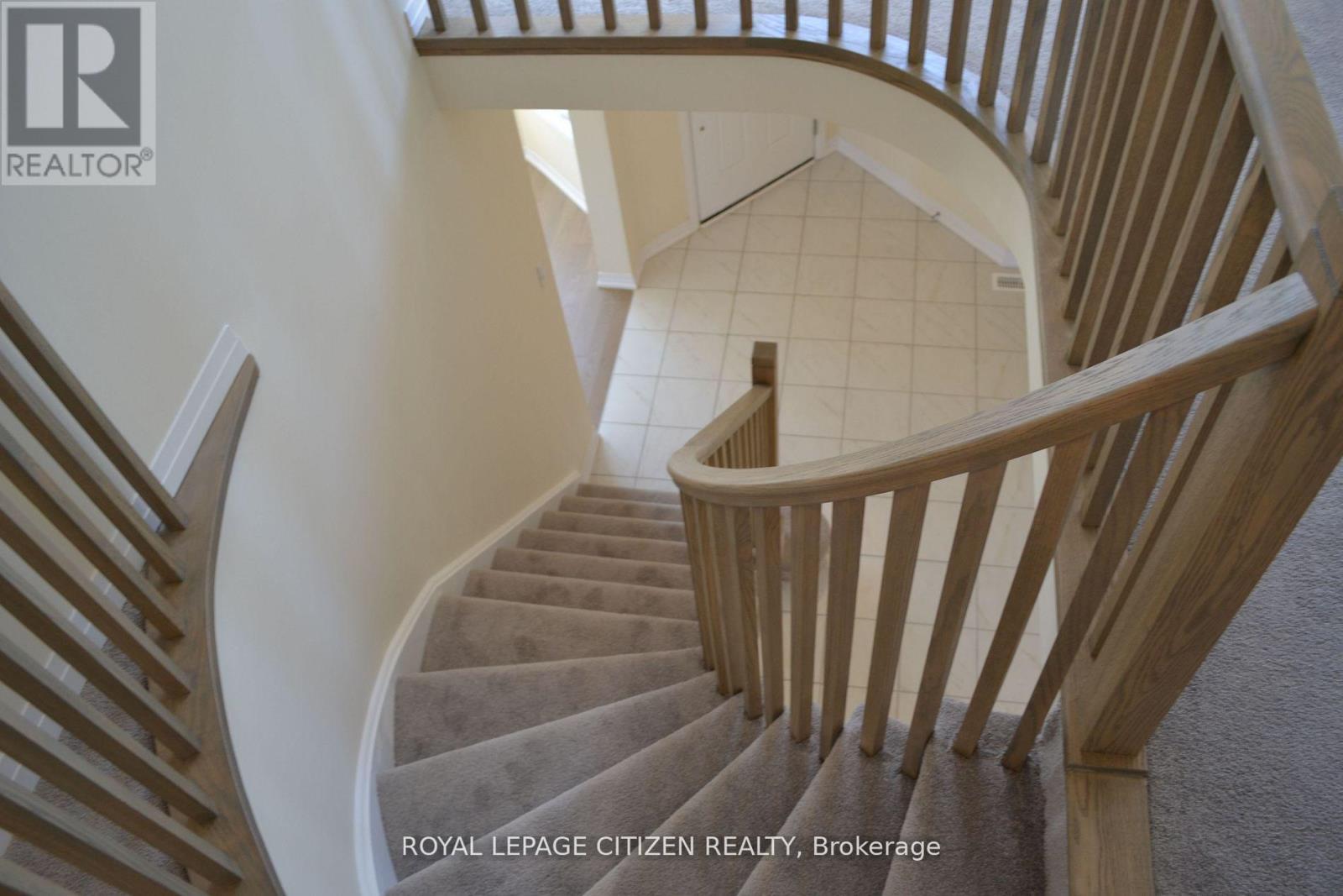 41 Carew Boulevard, Kawartha Lakes, Ontario  K9V 0P7 - Photo 14 - X12412303