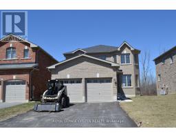 41 CAREW BOULEVARD, Kawartha Lakes, Ontario