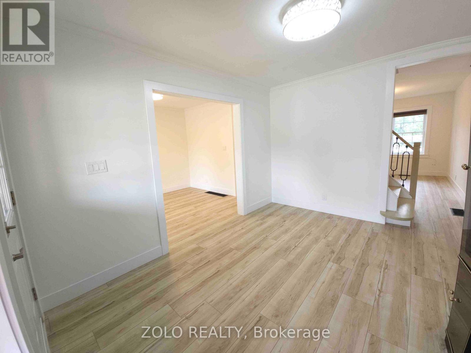 1504 King Street E, Hamilton, Ontario  L8K 1S8 - Photo 7 - X12412340