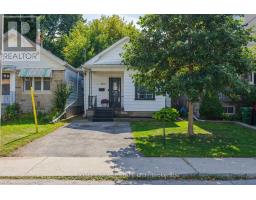 203 VIRGINIA AVENUE, Toronto, Ontario