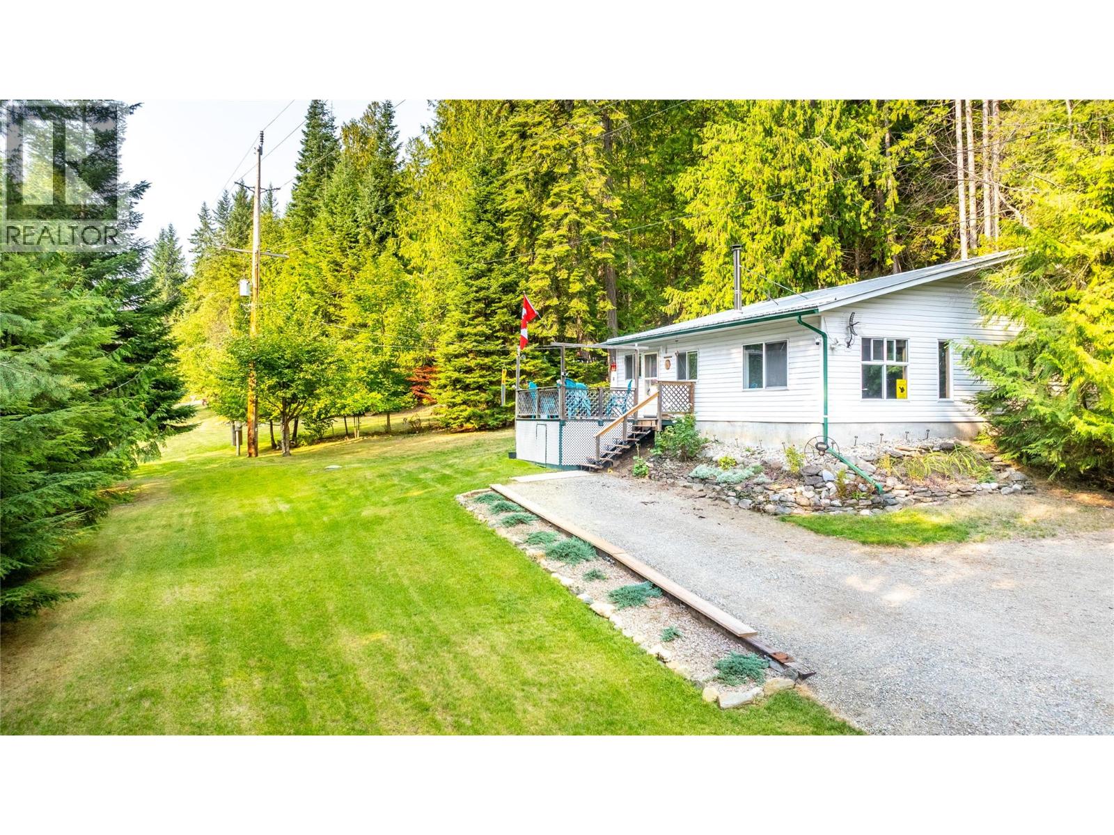 12806 3A Highway, Boswell, British Columbia
