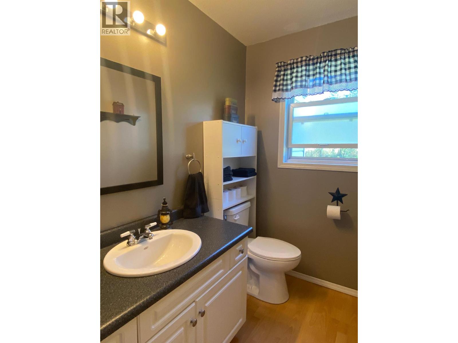 1118 Harold Street, Slocan, British Columbia  V0G 2C0 - Photo 18 - 10363392