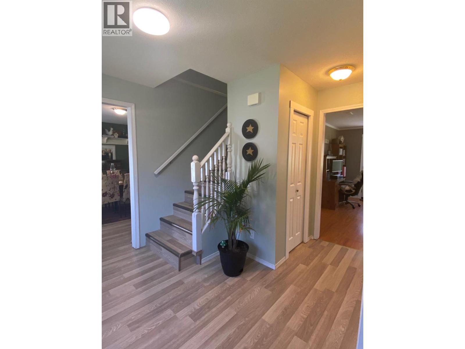 1118 Harold Street, Slocan, British Columbia  V0G 2C0 - Photo 21 - 10363392