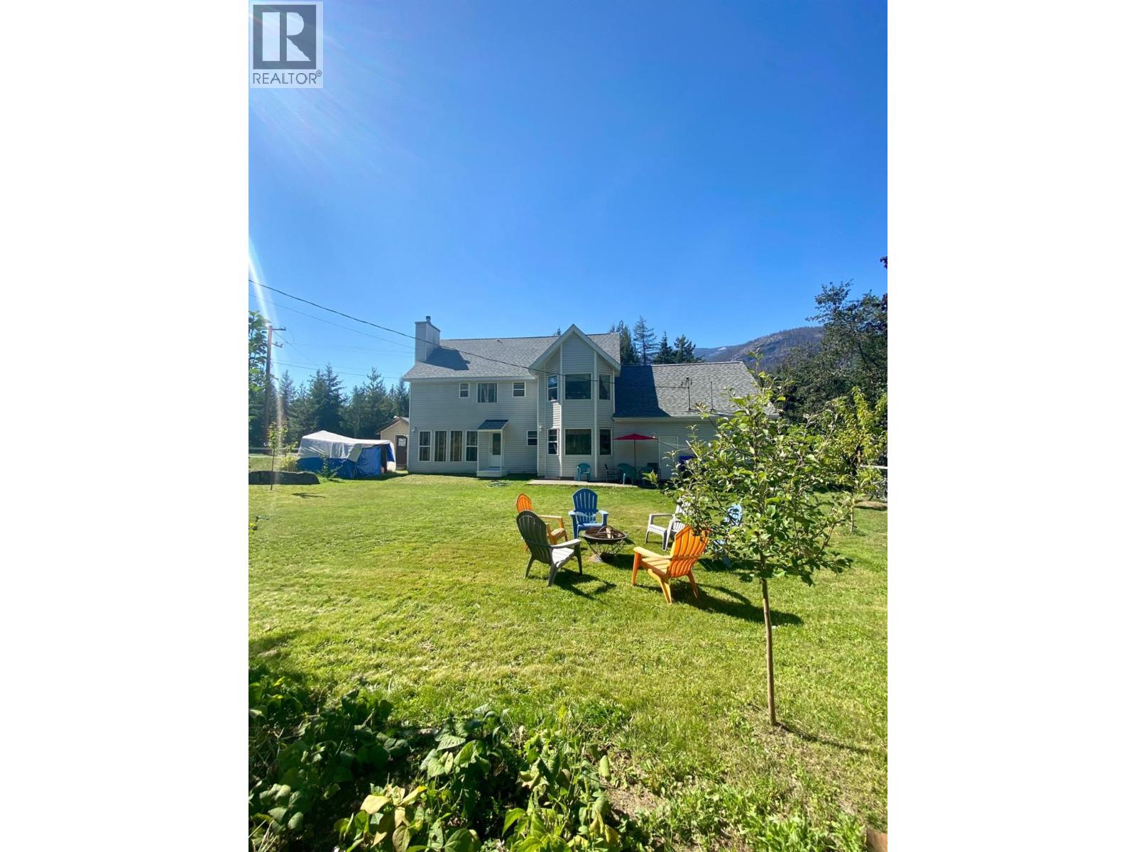 1118 Harold Street, Slocan, British Columbia  V0G 2C0 - Photo 40 - 10363392