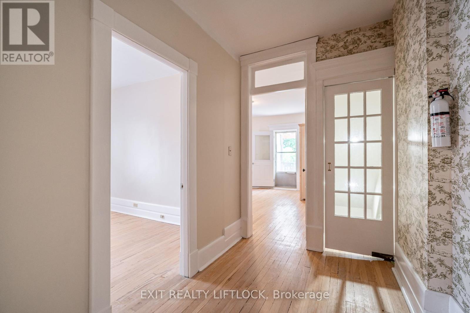 141 Hunter Street E, Peterborough, Ontario  K9H 1G7 - Photo 18 - X12412513