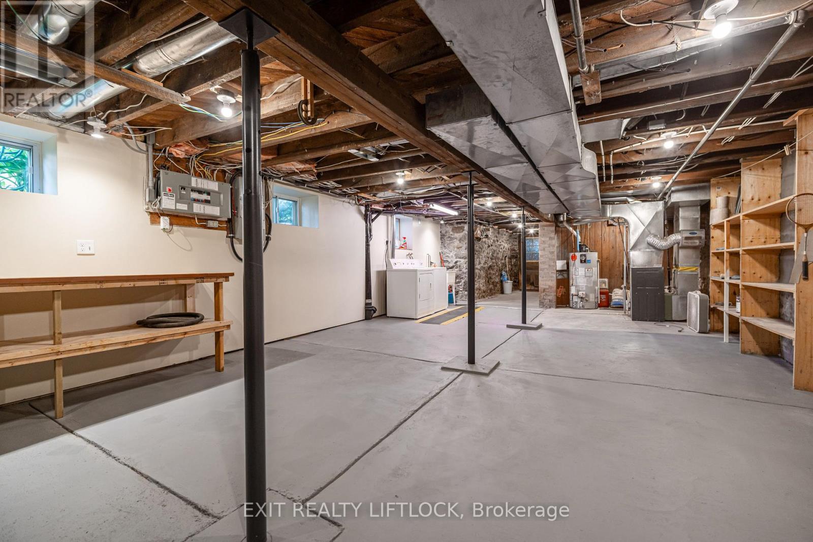 141 Hunter Street E, Peterborough, Ontario  K9H 1G7 - Photo 25 - X12412513