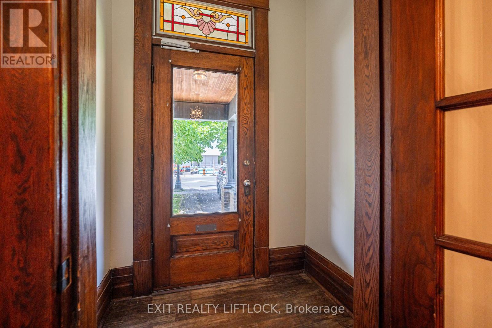 141 Hunter Street E, Peterborough, Ontario  K9H 1G7 - Photo 3 - X12412513