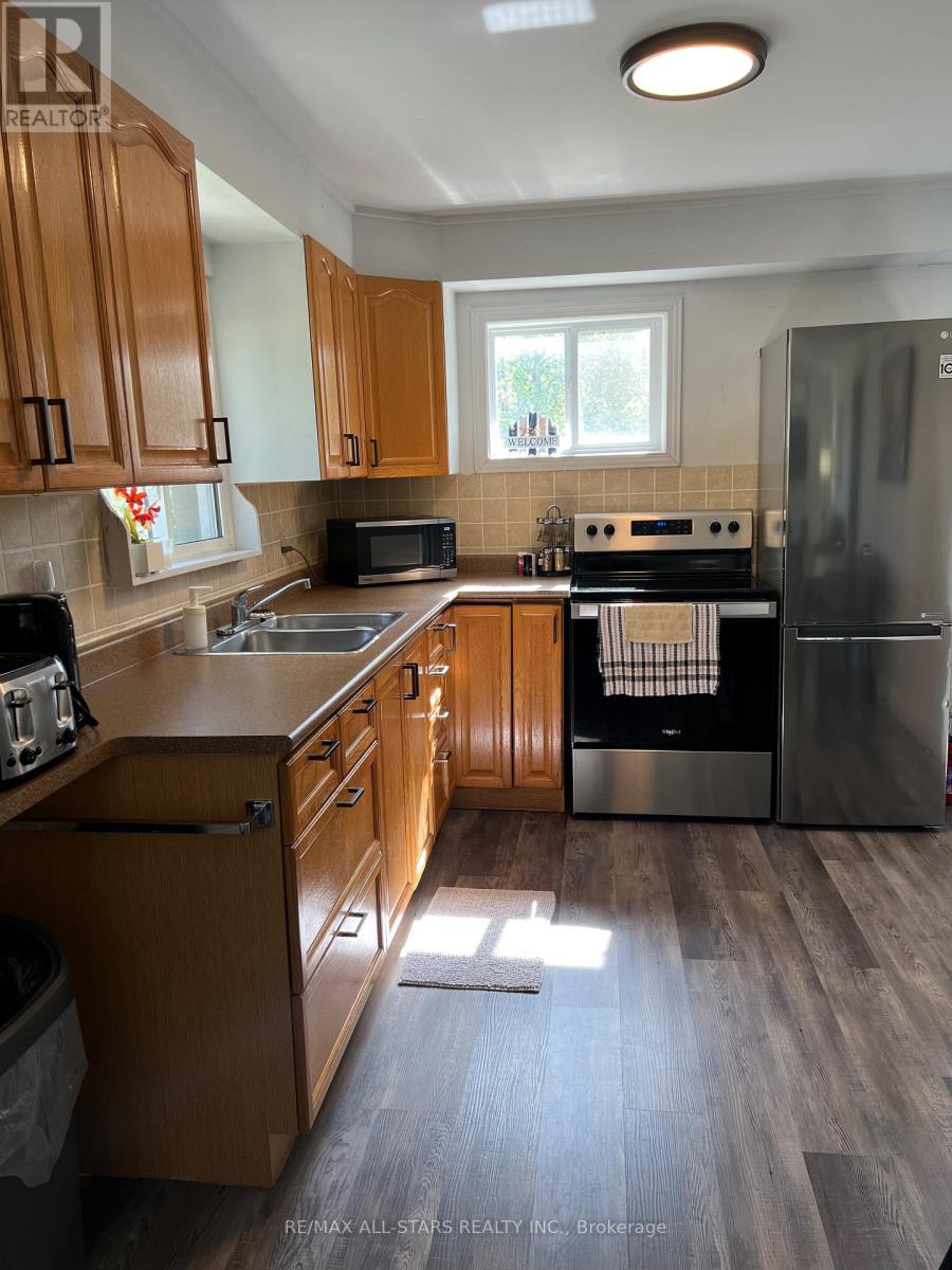 9 Sackitt Road, Kawartha Lakes, Ontario  K0M 1N0 - Photo 5 - X12412599