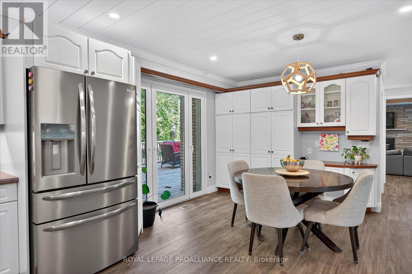 9 Leanne Avenue, Otonabee-South Monaghan, Ontario  K9J 6X8 - Photo 12 - X12412631