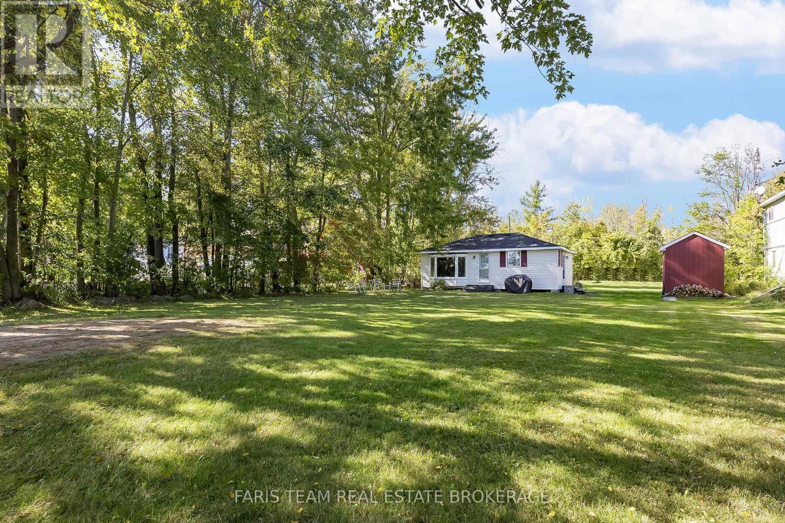 1313 Carol Ann Avenue, Ramara, Ontario  L0K 1B0 - Photo 19 - S12412424