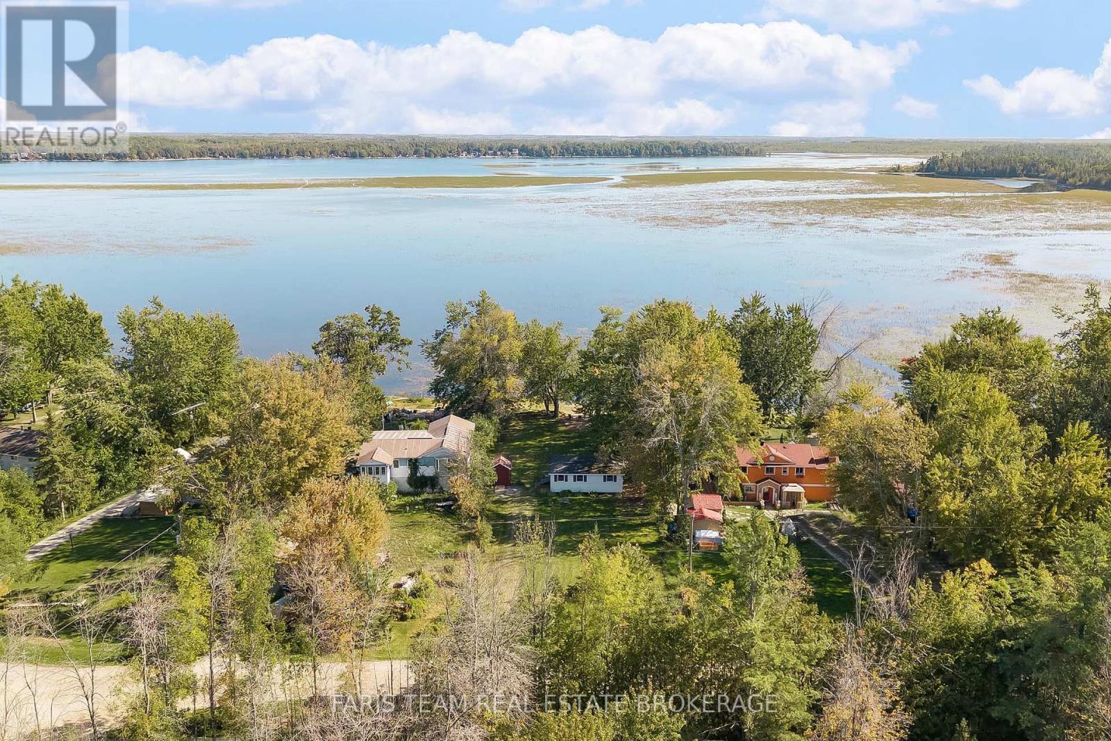 1313 Carol Ann Avenue, Ramara, Ontario  L0K 1B0 - Photo 28 - S12412424