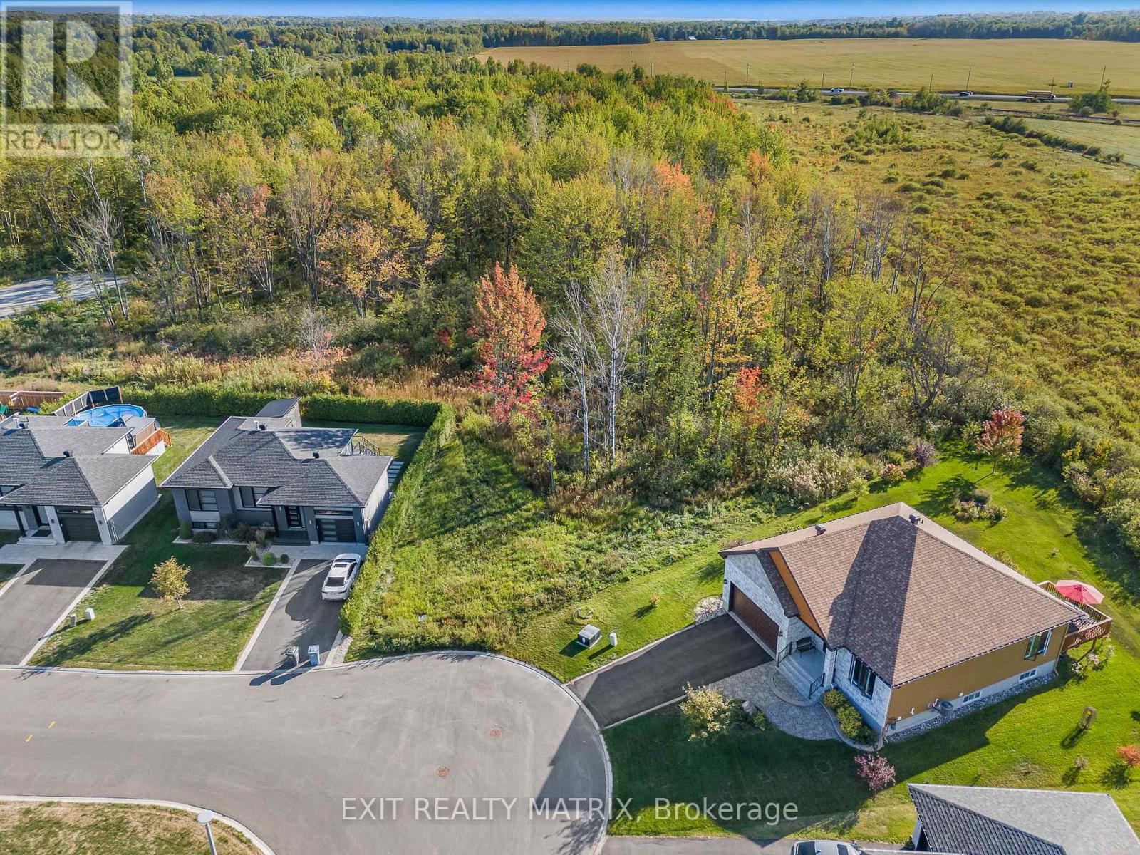 740 Roxane Crescent, Hawkesbury, Ontario  K6A 3W9 - Photo 10 - X12412576