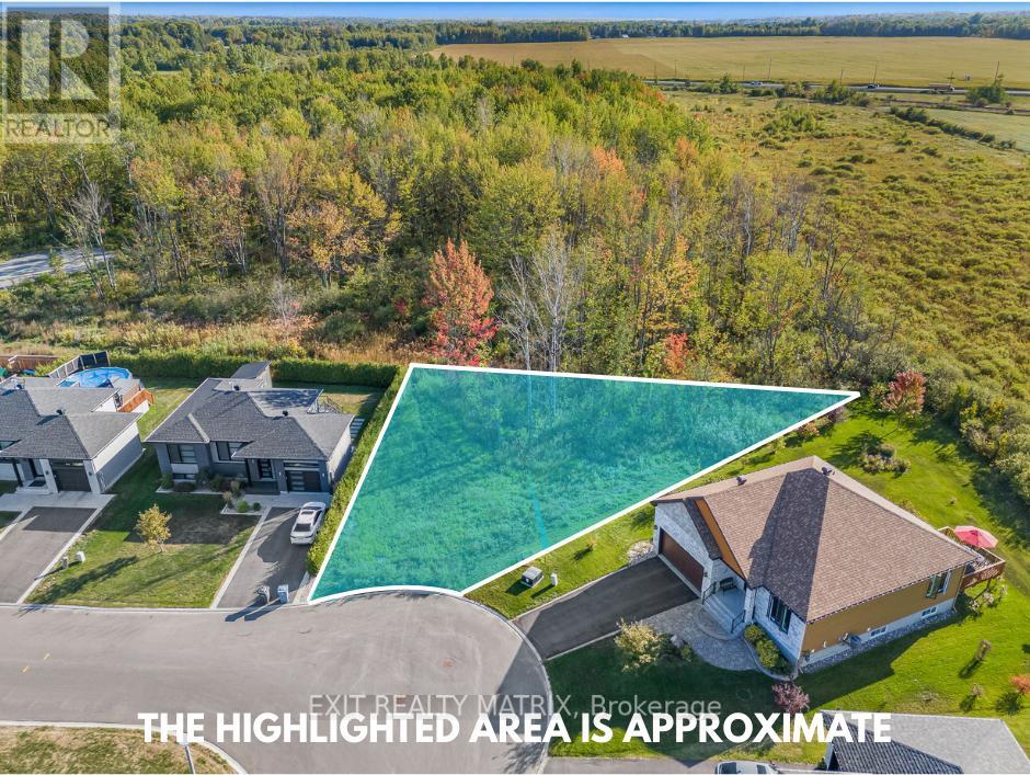 740 Roxane Crescent, Hawkesbury, Ontario  K6A 3W9 - Photo 2 - X12412576