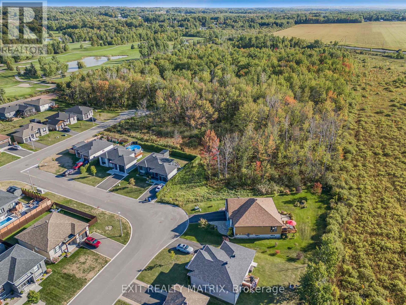 740 Roxane Crescent, Hawkesbury, Ontario  K6A 3W9 - Photo 7 - X12412576