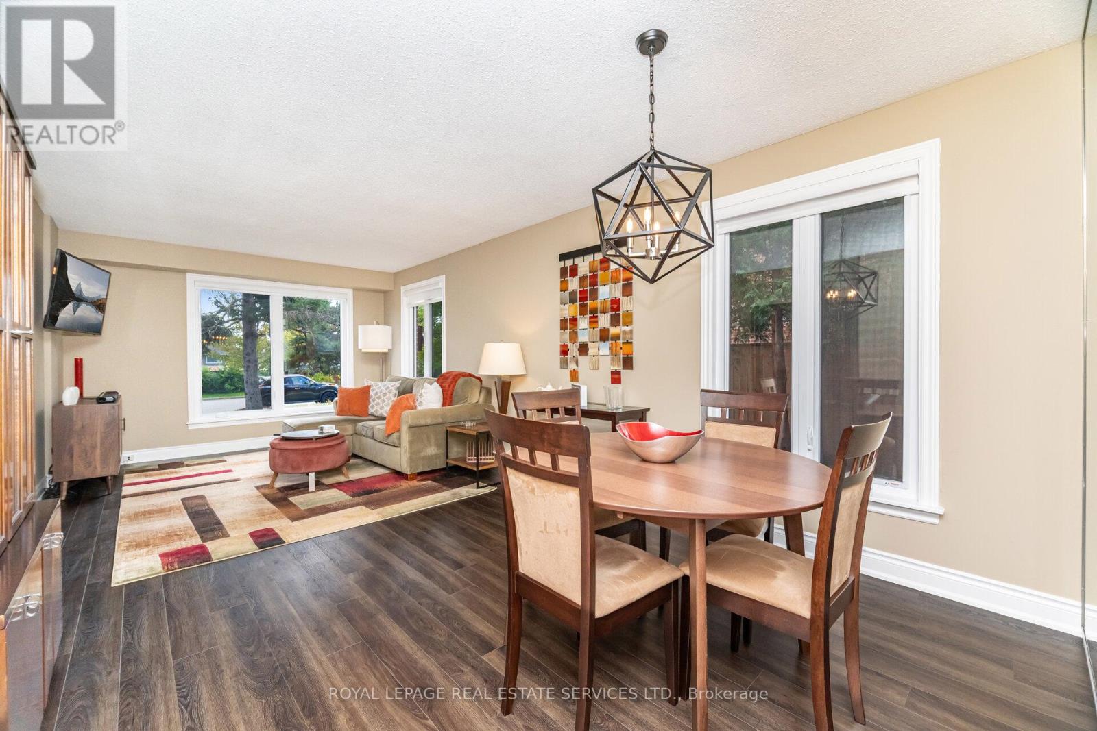 2615 Benedet Drive, Mississauga, Ontario  L5J 4H6 - Photo 10 - W12394474