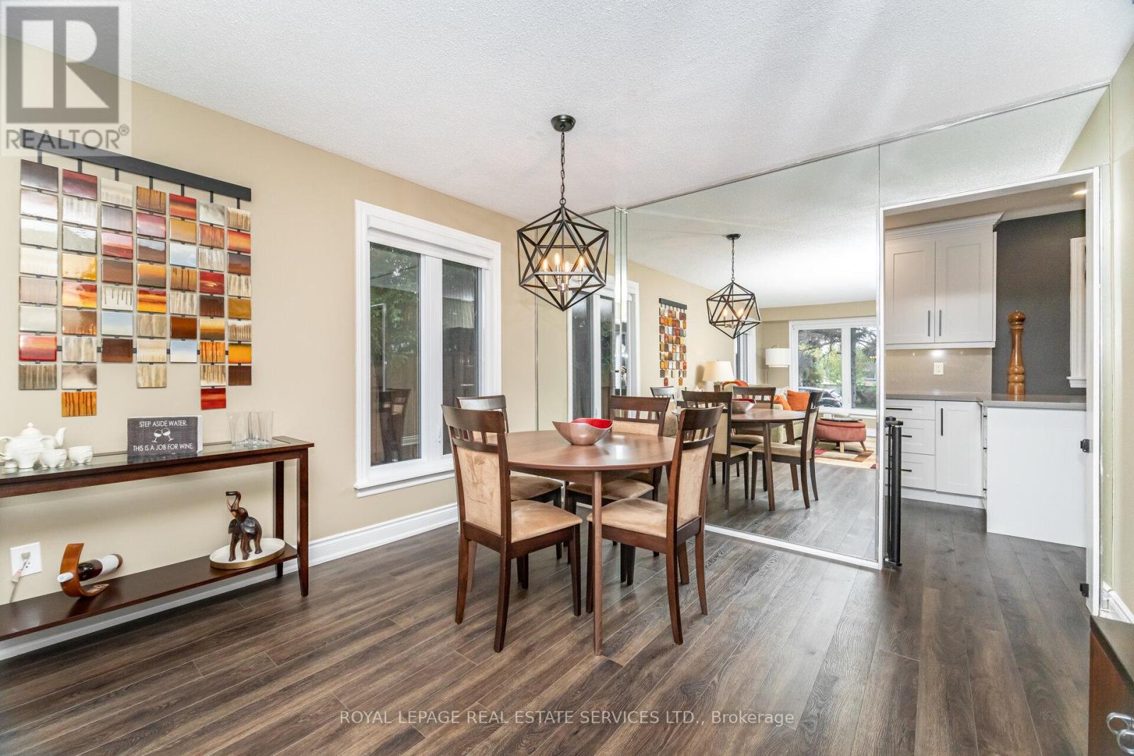 2615 Benedet Drive, Mississauga, Ontario  L5J 4H6 - Photo 11 - W12394474