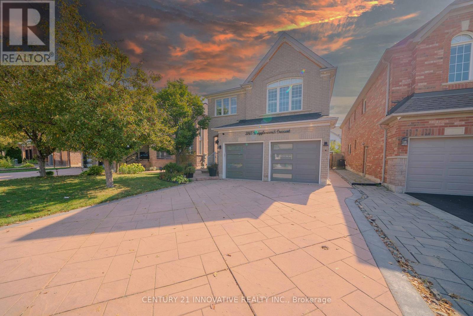 3145 Wrigglesworth Crescent, Mississauga, Ontario  L5M 6W7 - Photo 2 - W12412126