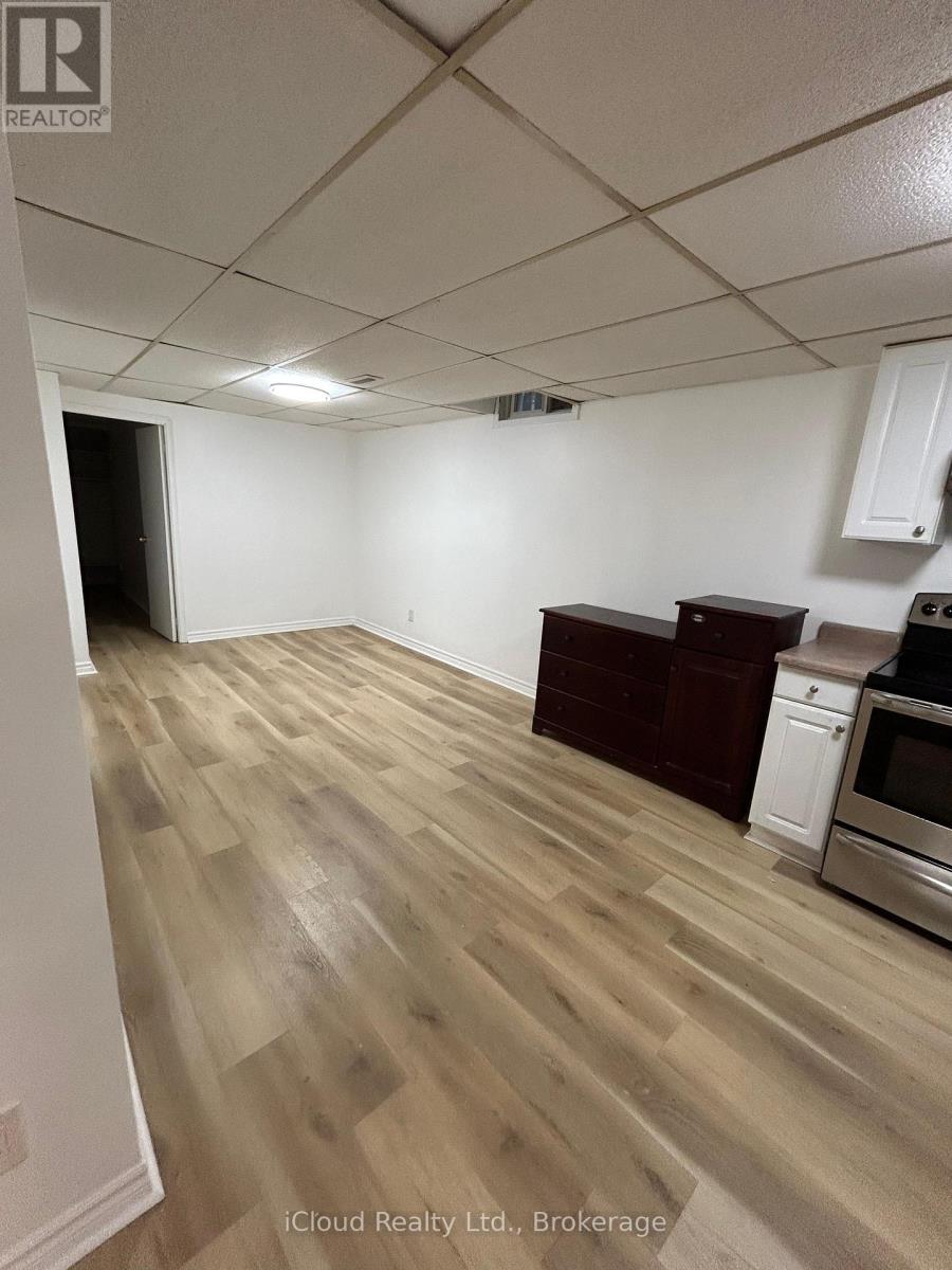 Bsmt - 2725 Romark Mews, Mississauga, Ontario  L5L 2Z4 - Photo 8 - W12411671