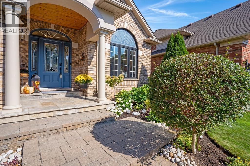 43 Macdonald Crescent, Brantford, Ontario  N3R 8B1 - Photo 2 - 40770663