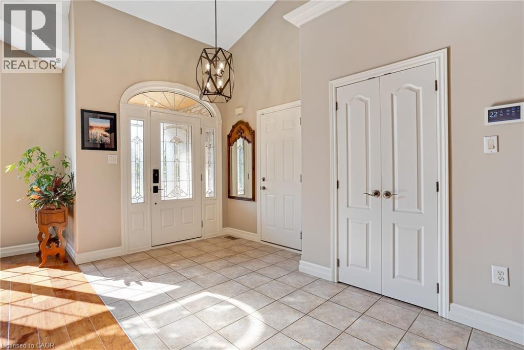43 Macdonald Crescent, Brantford, Ontario  N3R 8B1 - Photo 3 - 40770663