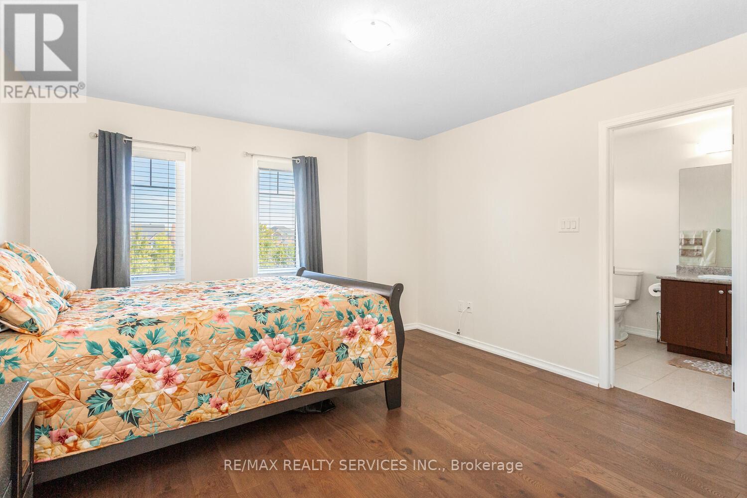 100 Golden Springs Drive, Brampton, Ontario  L7A 4N6 - Photo 17 - W12412404