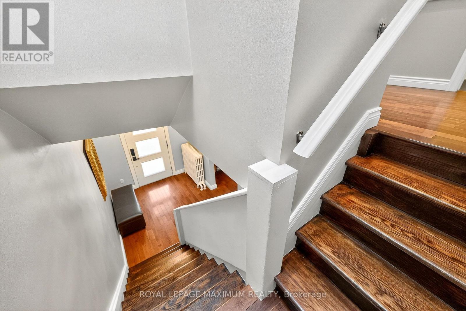 65 Parkdale Road, Toronto, Ontario  M6R 1E3 - Photo 21 - W12412445